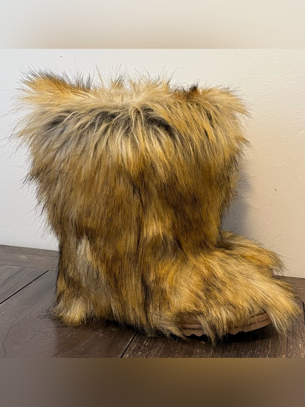 Steve Madden Beastie Faux fur Boots Womens 8
